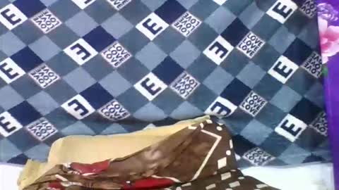 Snapshot of ninie246746 chatting on March 1, 7:05 pm ninie246746 online show from March 1, 7:05 pm