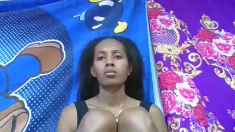 Snapshot of ninie246746 chatting on May 1, 5:56 am ninie246746 online show from May 1, 5:56 am