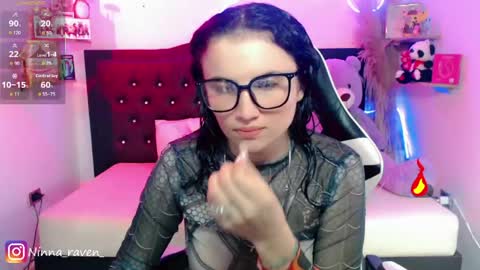 Snapshot of ninna_raven chatting on May 25, 9:10 pm Ninna online show from May 25, 9:10 pm