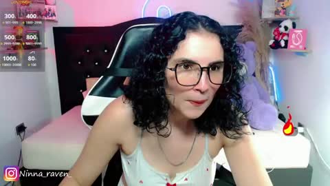 Snapshot of ninna_raven chatting on May 28, 11:35 pm Ninna online show from May 28, 11:35 pm