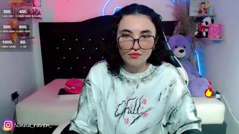 Snapshot of ninna_raven chatting on May 29, 9:13 pm Ninna online show from May 29, 9:13 pm