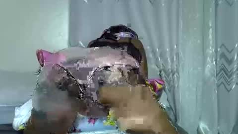 nino_ivy online show from November 17, 11:43 pm