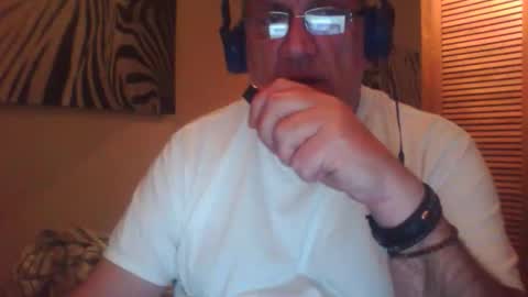 Dennis online show from February 1, 11:36 pm