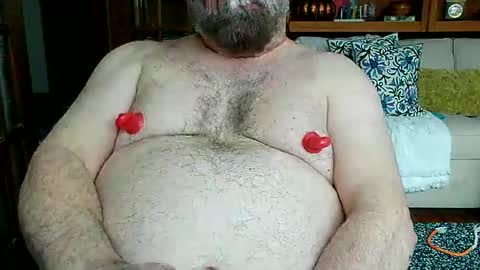 Snapshot of nip_fun_bear chatting on February 3, 6:57 pm Nip Fun Bear online show from February 3, 6:57 pm