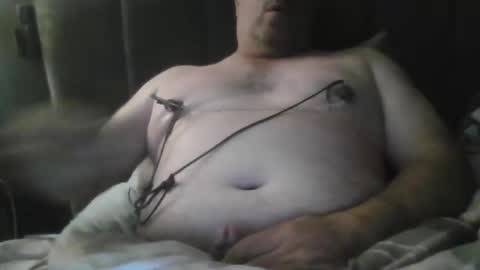 nipplepain007 online show from May 11, 10:32 am
