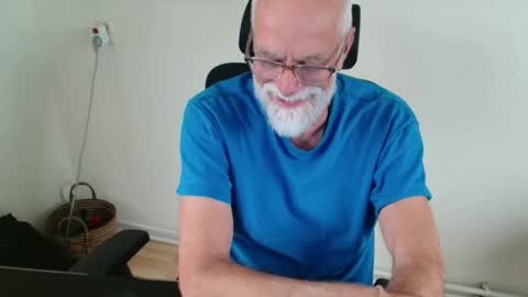 Snapshot of nipplesilverdad55 chatting on October 15, 1:00 pm nipplesilverdad55 online show from October 15, 1:00 pm