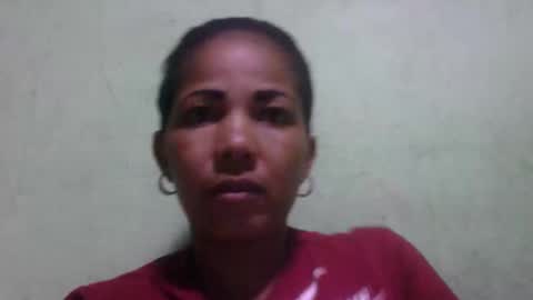 Snapshot of nirina233342 chatting on May 17, 6:59 pm nirina233342 online show from May 17, 6:59 pm