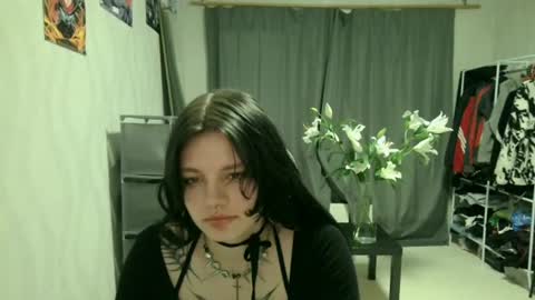 Alice online show from June 8, 6:41 pm