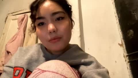 Molly online show from December 15, 10:41 am