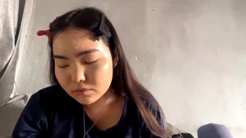 Molly online show from January 6, 8:18 am