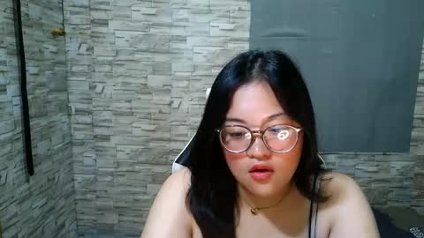 Snapshot of nitchiefucker chatting on September 13, 2:17 pm Nadz online show from September 13, 2:17 pm
