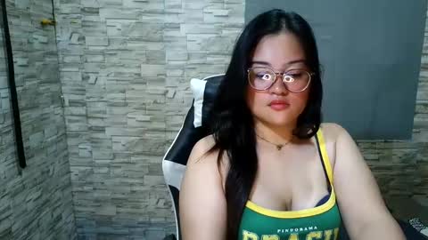 Snapshot of nitchiefucker chatting on September 15, 2:50 pm Nadz online show from September 15, 2:50 pm