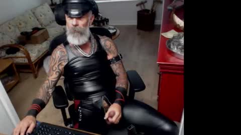 Don online show from April 7, 7:58 pm