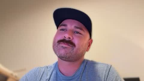 Snapshot of njerseydude82 chatting on August 4, 4:37 am Jason online show from August 4, 4:37 am