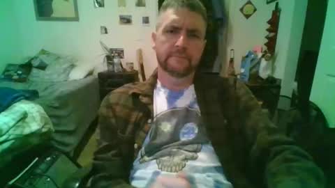Snapshot of njoefats420 chatting on May 6, 2:29 am njoefats420 online show from May 6, 2:29 am