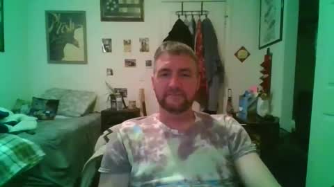 Snapshot of njoefats420 chatting on May 13, 3:48 am njoefats420 online show from May 13, 3:48 am