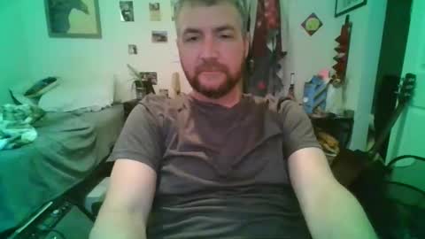Snapshot of njoefats420 chatting on May 24, 11:15 am njoefats420 online show from May 24, 11:15 am