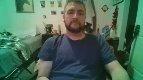 Snapshot of njoefats420 chatting on May 26, 9:16 am njoefats420 online show from May 26, 9:16 am