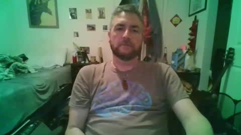 Snapshot of njoefats420 chatting on May 27, 9:39 am njoefats420 online show from May 27, 9:39 am