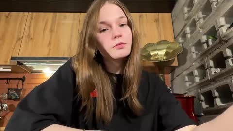 Tears Lora online show from April 2, 1:25 am