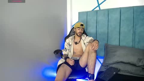 noaah77 online show from December 9, 3:54 pm