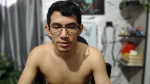 Sebastian online show from December 4, 8:06 pm