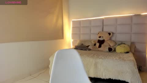 Noah online show from December 17, 10:22 pm