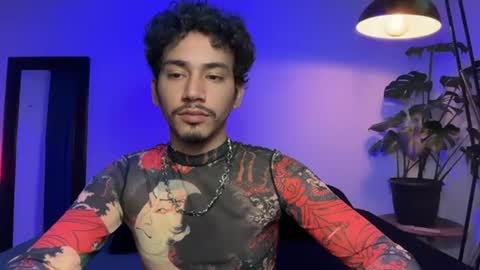 noah_and_steven online show from June 23, 3:21 pm