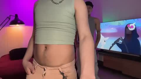 noah_and_steven online show from July 19, 2:32 pm
