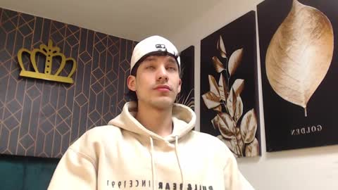 Snapshot of noah_brigth chatting on March 11, 7:26 am Noah Brigth online show from March 11, 7:26 am