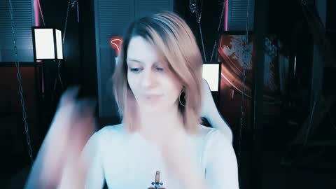 Snapshot of noah_elmer chatting on December 25, 3:17 pm REAL name LiaDM are always open online show from December 25, 3:17 pm