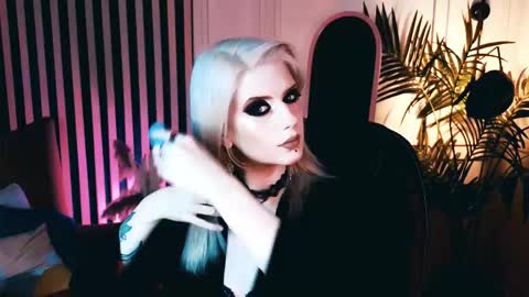 Snapshot of noah_elmer chatting on October 14, 3:57 pm REAL name LiaDM are always open online show from October 14, 3:57 pm