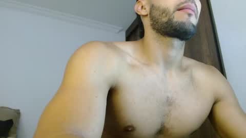 Snapshot of noah_jhonsonn chatting on May 26, 1:29 pm Noah online show from May 26, 1:29 pm