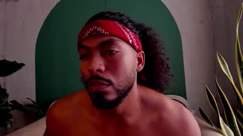 Noah online show from November 10, 3:55 pm