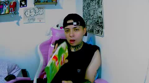 noah hehim    online show from March 4, 4:51 am