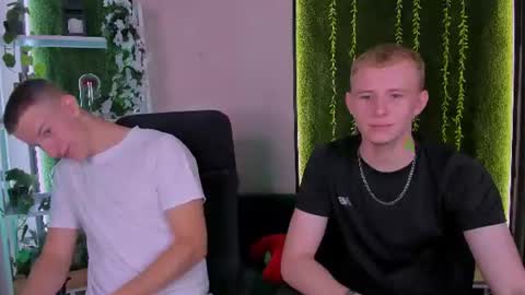 Snapshot of noah_nero chatting on July 26, 9:05 am Noah online show from July 26, 9:05 am
