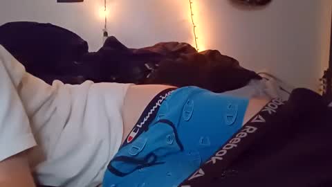 Snapshot of noah_wesley chatting on December 15, 9:03 am Noah Wesley online show from December 15, 9:03 am