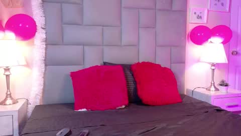 Noah   online show from February 12, 12:55 pm