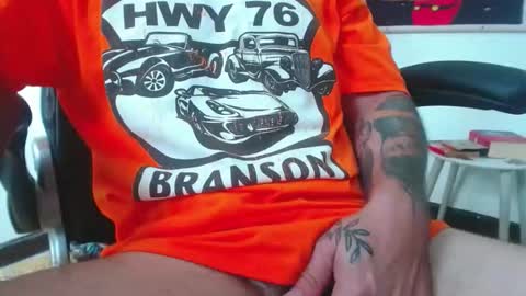 Noah B online show from March 7, 9:23 pm