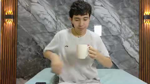 Snapshot of noahwalker__ chatting on July 15, 11:26 am online show from July 15, 11:26 am