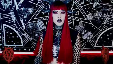 caroline online show from December 10, 11:22 am