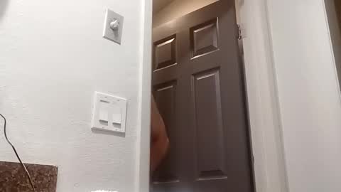 Snapshot of nobodee69 chatting on February 15, 9:11 pm nobodee69 online show from February 15, 9:11 pm