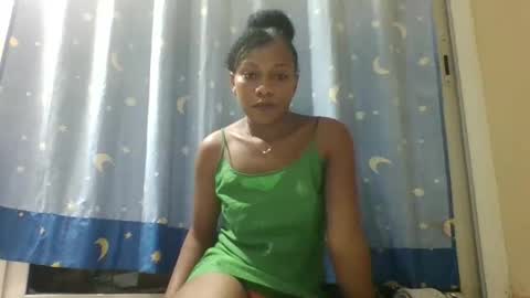 noella656987 online show from April 23, 6:54 pm