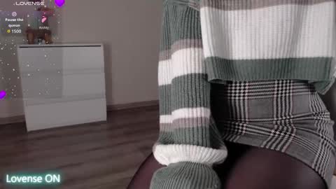 noelleneptune online show from March 16, 9:41 pm