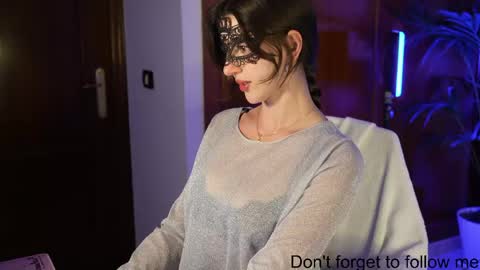 Snapshot of nofacetemptation chatting on May 9, 12:16 am Ivy online show from May 9, 12:16 am