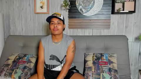 Snapshot of noha__scott chatting on February 25, 2:48 pm noha online show from February 25, 2:48 pm