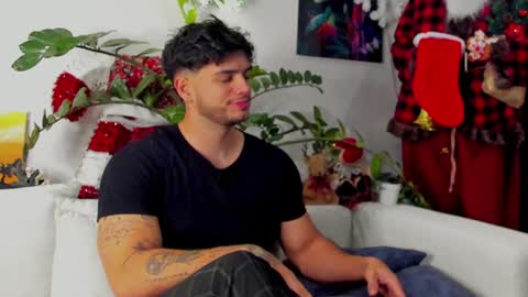 kevin online show from December 17, 12:23 am