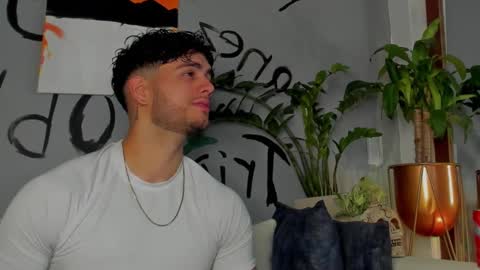 kevin online show from February 19, 11:04 pm