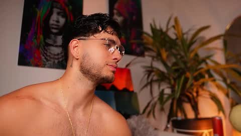 kevin online show from February 11, 11:21 pm