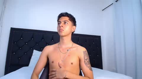 Noha Drake online show from March 15, 6:52 am